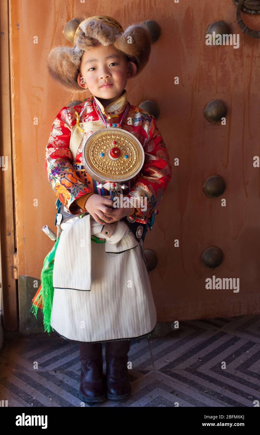 Festa del matrimonio buddista. Shangri la China 2019 Foto Stock