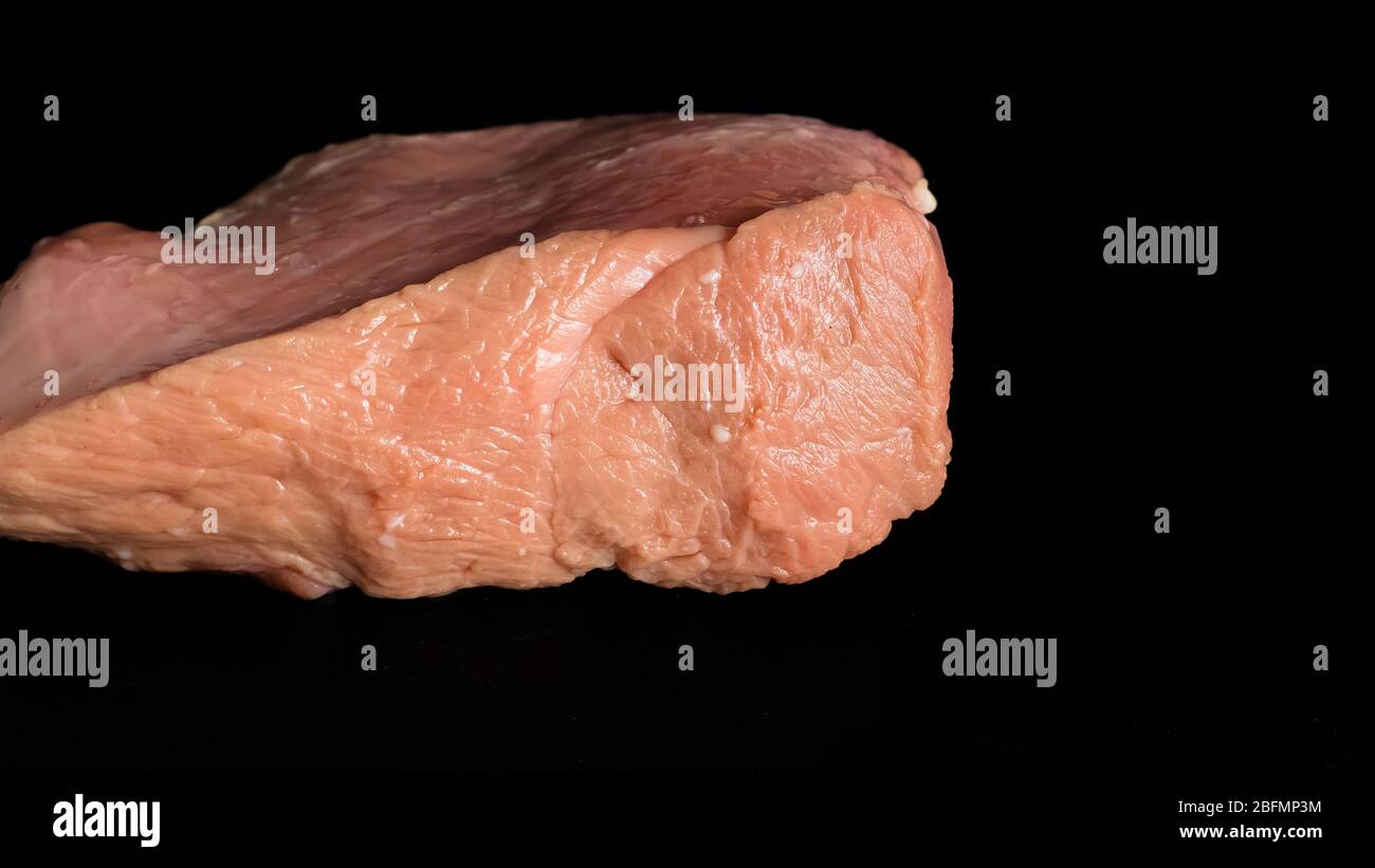 Pezzi di carne cruda. Ingredienti per cucinare. Agnello, maiale, manzo, agnello. Agricoltura, produzione ecocompatibile Foto Stock