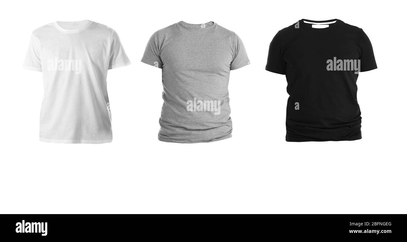 Vista frontale delle t-shirt su sfondo bianco Foto Stock
