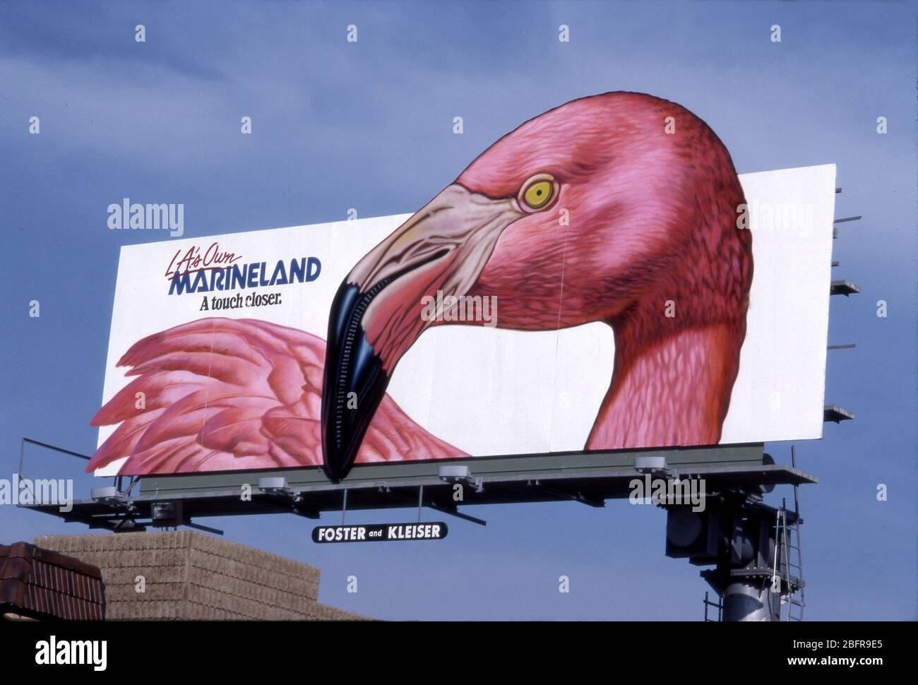 Billboard con un fenicottero promuove Marineland, un parco acquatico a tema a Palos Verdes vicino a Los Angeles, California Foto Stock