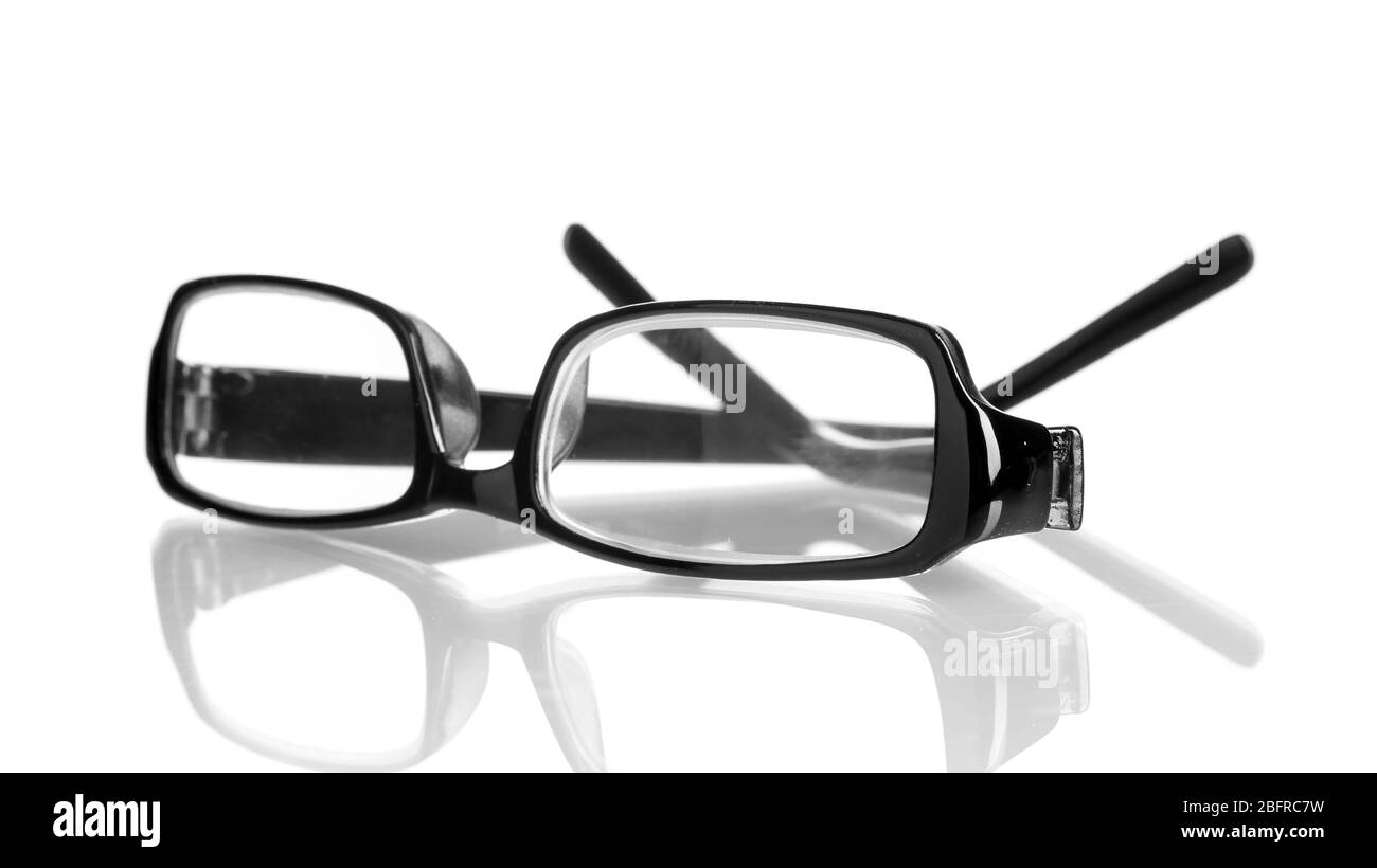 bei bicchieri isolati su bianco Foto Stock