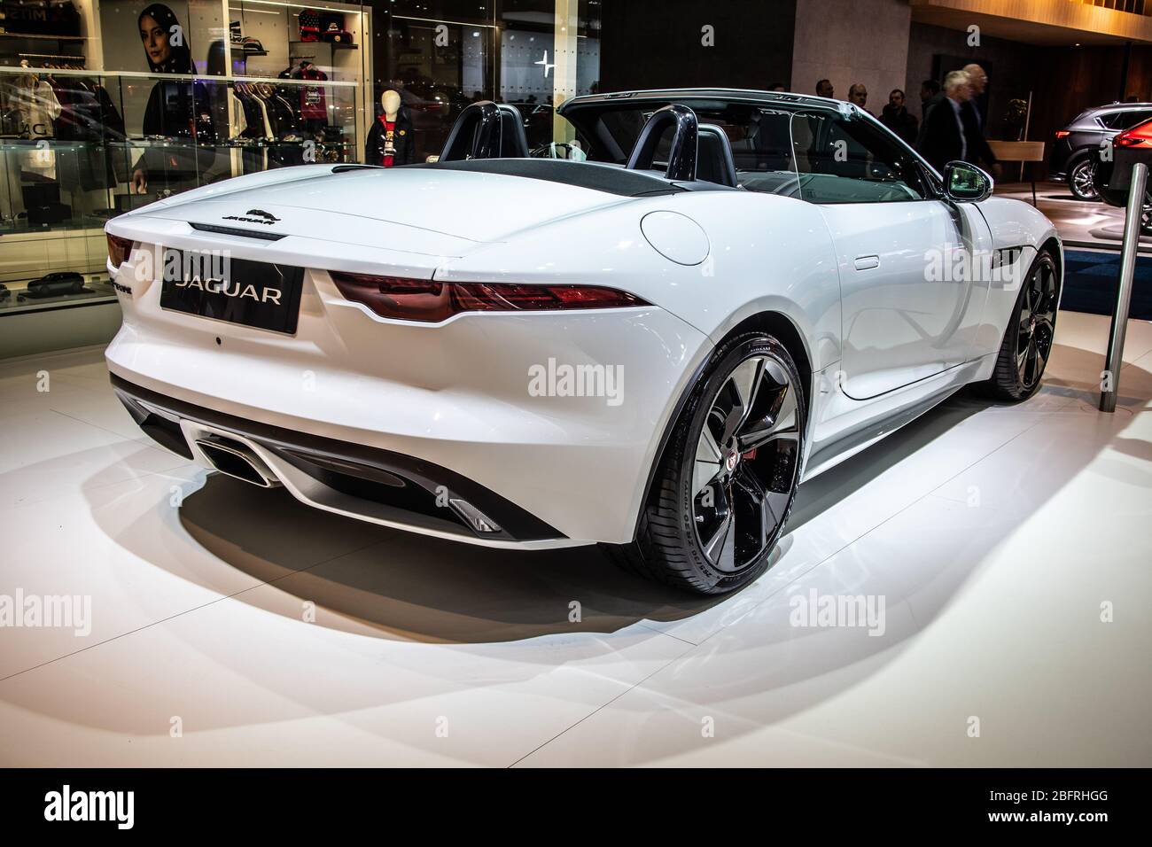 Bruxelles, Belgio, gennaio 2020 Jaguar F-Type Convertible, Brussels Motor Show, cabrio a due posti prodotto da Jaguar britannica Foto Stock