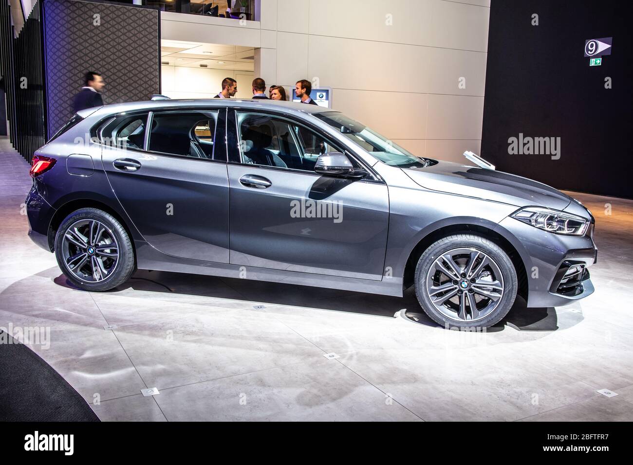 Bruxelles, Belgio, 2020 gennaio BMW 1 Serie 118i 5 porte, Brussels Motor Show, terza generazione, F40, berlina executive subcompatta prodotta dalla BMW Foto Stock