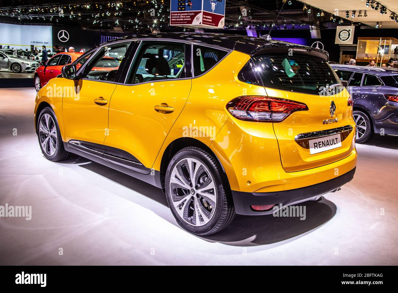 Bruxelles, Belgio, gennaio 2020 Renault Scenic IV, Brussels Motor Show, quarta generazione, veicolo multiuso compatto (MPV) prodotto da Renault Foto Stock
