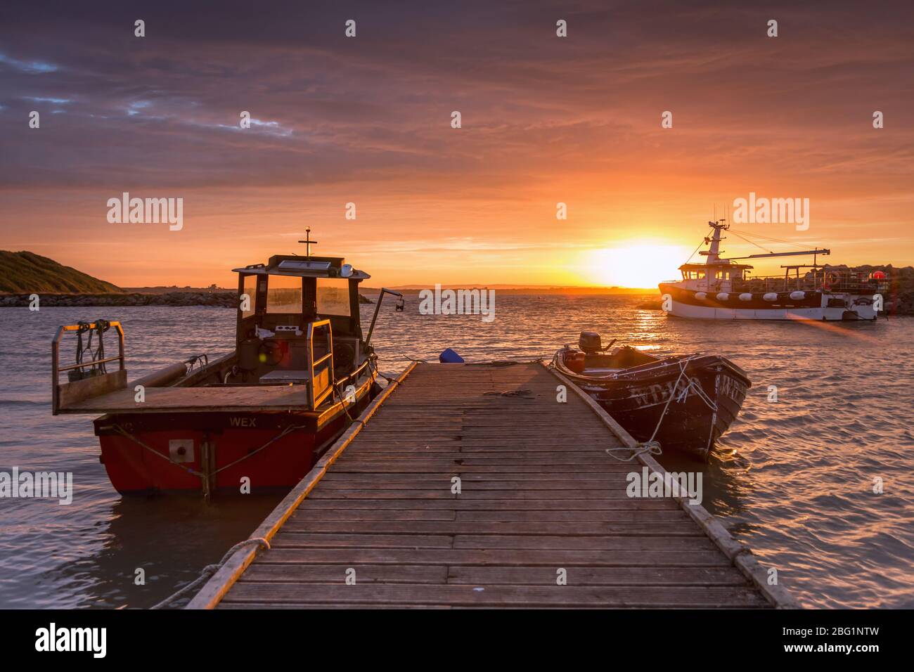 Tramonto alla cassaforte della barca - Rosslare Wexford Foto Stock