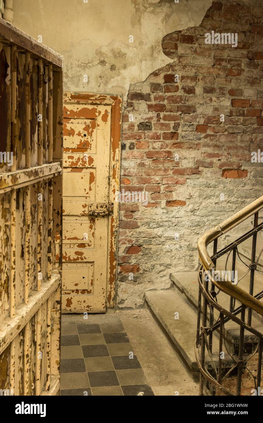 Abbandonata prigione di Patarei. L'ex prigione sovietica di massima sicurezza vicino a Tallinn, Estonia, ora sta decadendo e vuota vicino alla capitale. Foto Stock