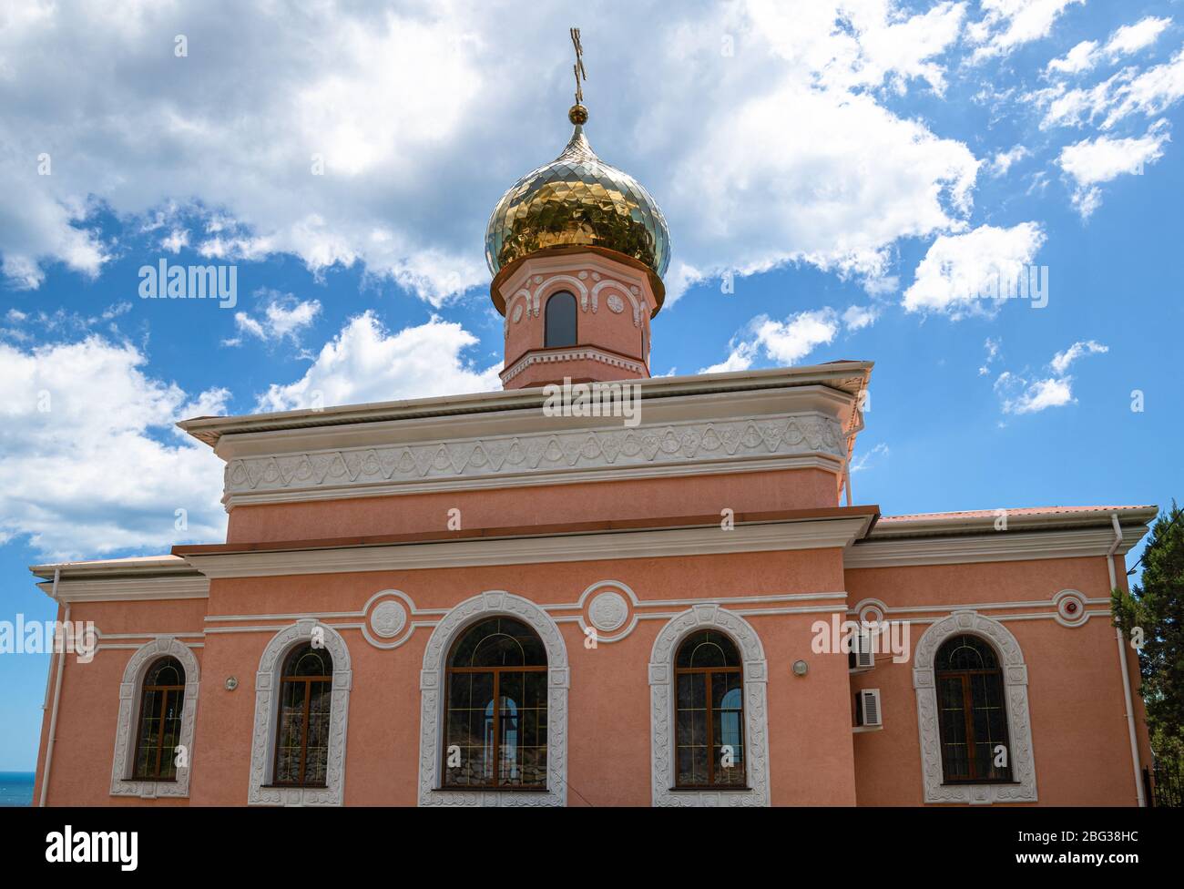 Chiesa della copertina della Beata Vergine a Simeiz in Crimea Foto Stock