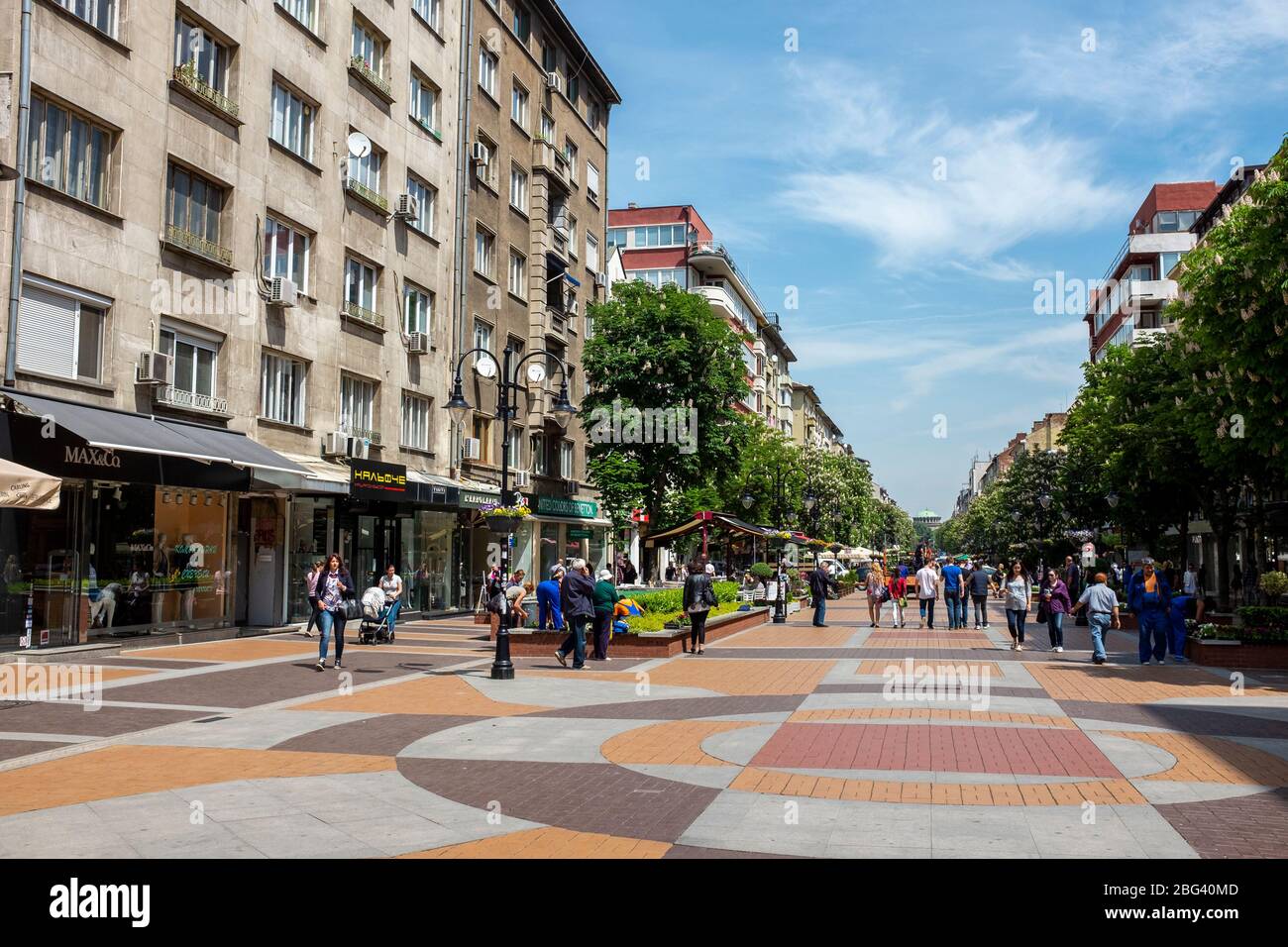 Vitosha Boulevard, la strada principale dello shopping a Sofia, Bulgaria Foto Stock