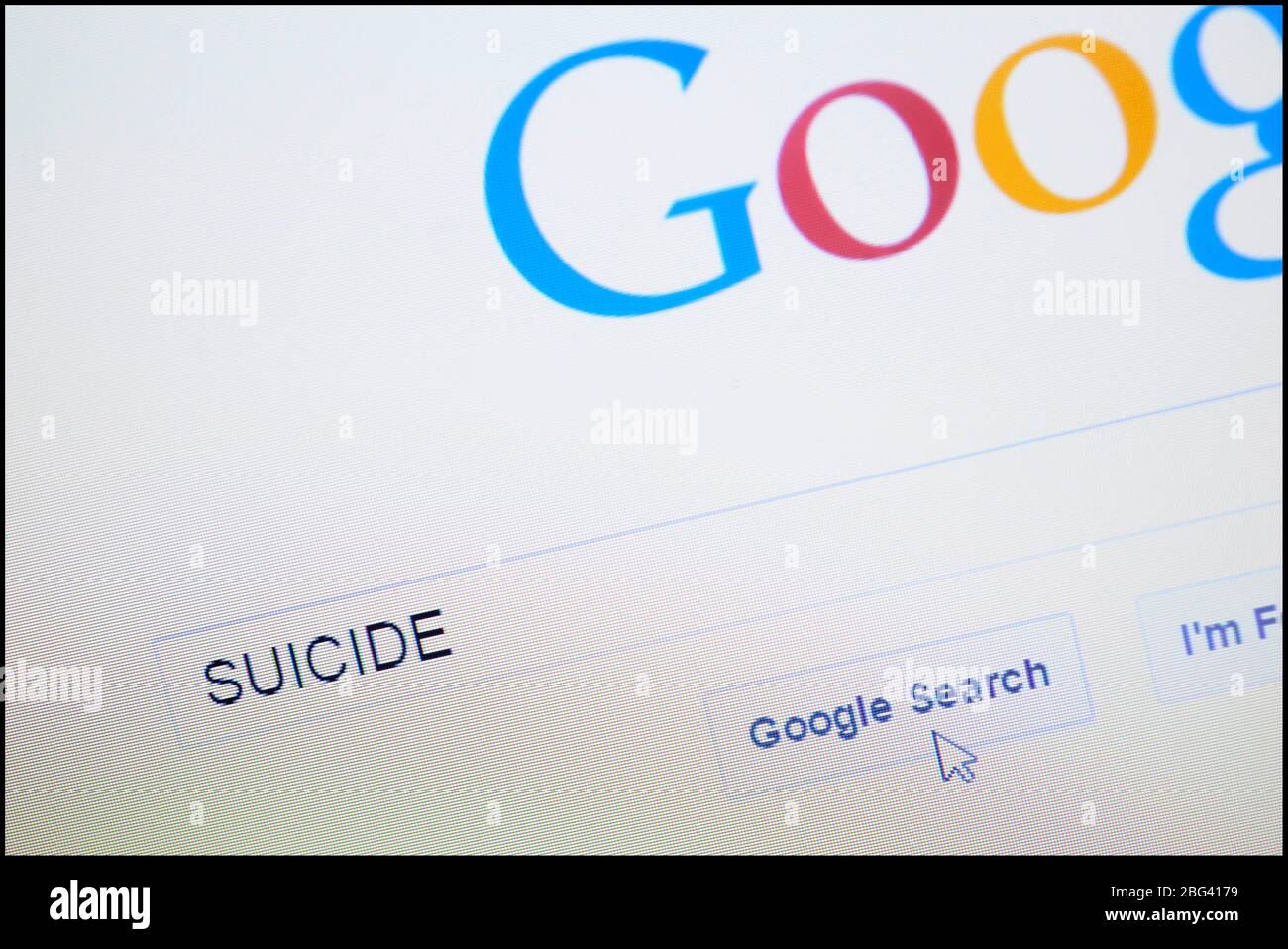 Suicidio digitato nella barra di ricerca sulla homepage di Google Foto Stock