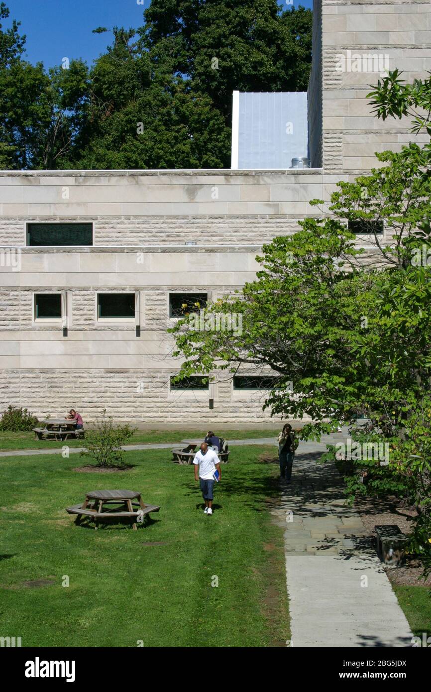 Cortile a Ives Hall, Cornell University, Ithaca, NY Foto Stock