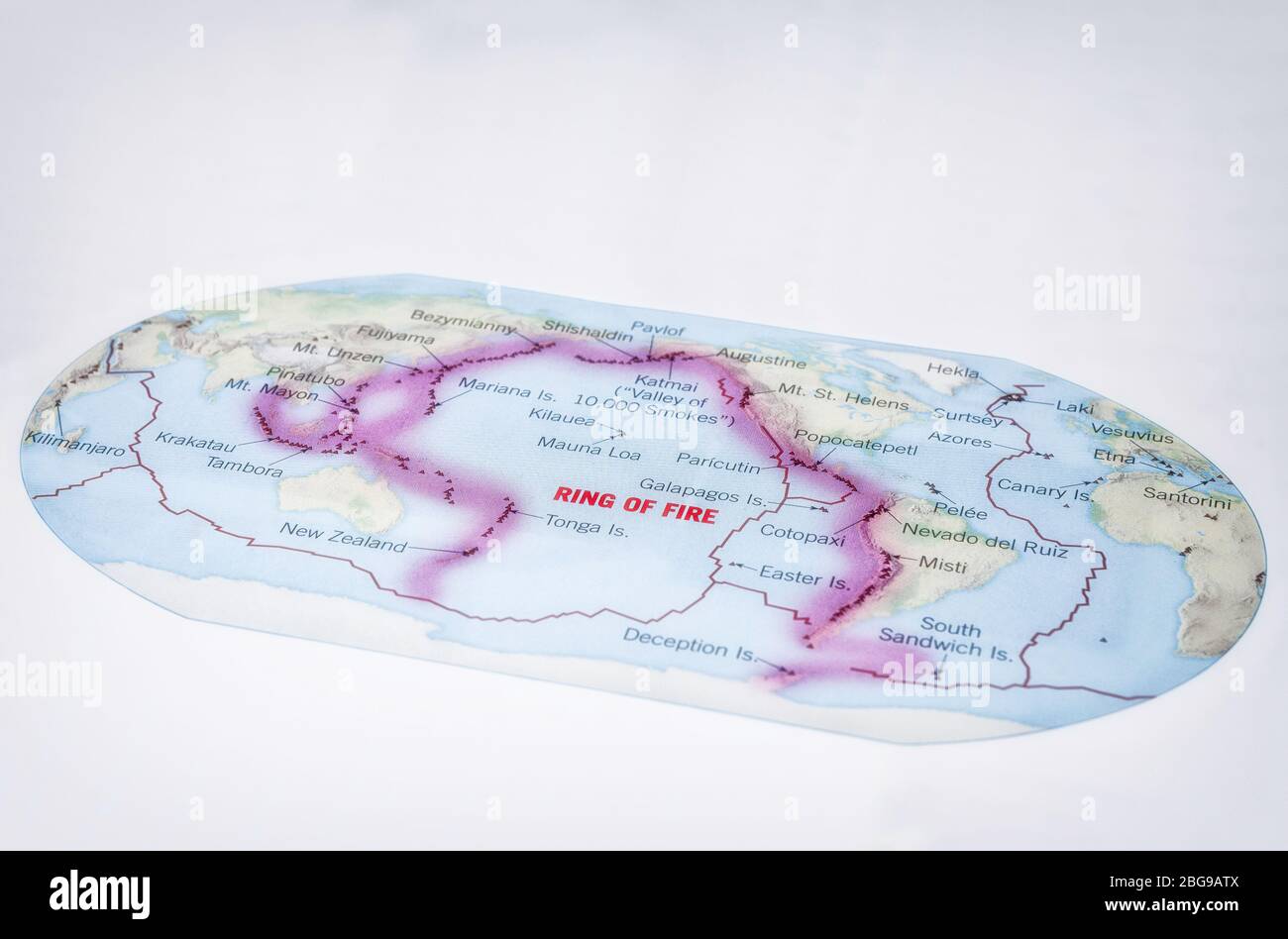 Mappa Del Mondo Che Mostra L anello Del Fuoco Del Pacifico E I Confini mappa-del-mondo-che-mostra-l-anello-del-fuoco-del-pacifico-e-i-confini