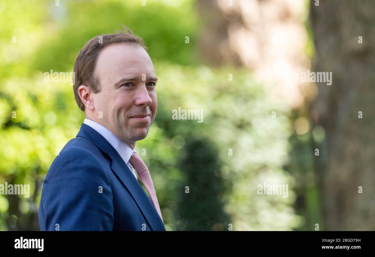 Londra, Regno Unito. 21 Apr 2020. Matt Hancock Health Secretary lascia un incontro al Gabinetto al 10 Downing Street, Londra Credit: Ian Davidson/Alamy Live News Foto Stock