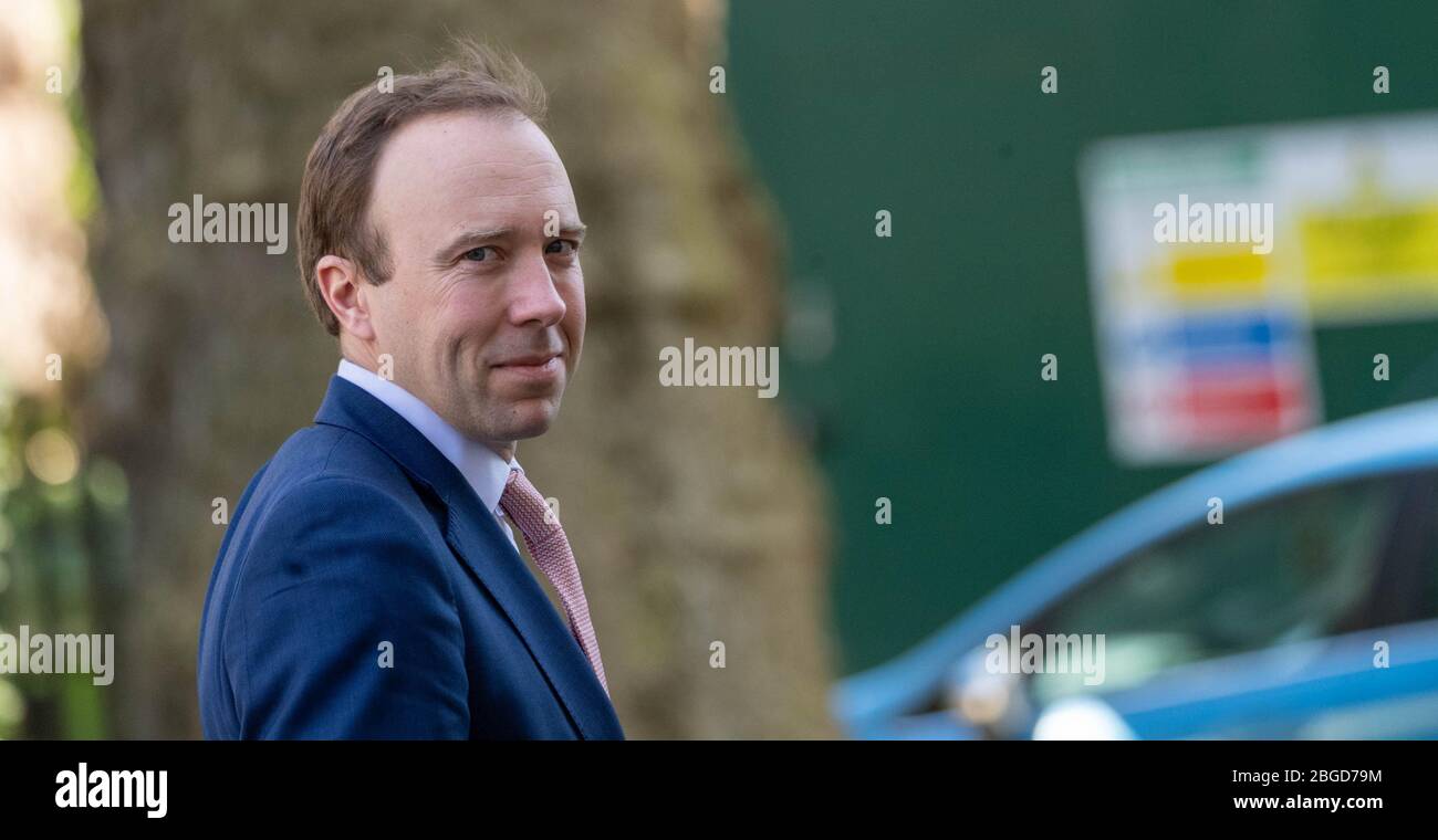 Londra, Regno Unito. 21 Apr 2020. Matt Hancock Health Secretary lascia un incontro al Gabinetto al 10 Downing Street, Londra Credit: Ian Davidson/Alamy Live News Foto Stock