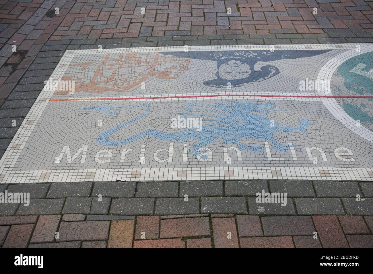 Greenwich Meridian Line Mosaic in Sun Street, Waltham Abbey, Essex Foto Stock