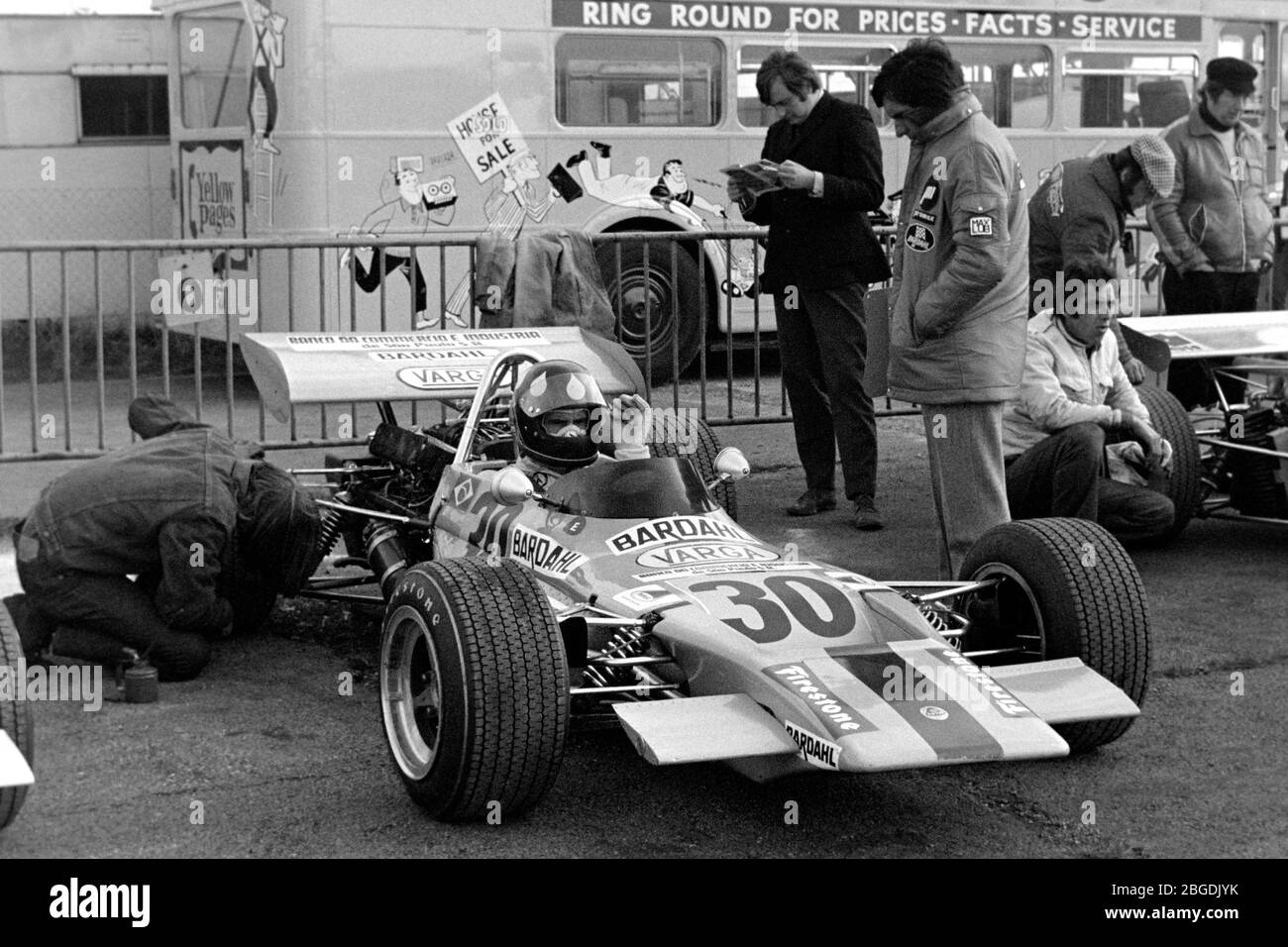 Wilson Fittipaldi XXVI B.A.R.C. '200' 1971 Yellow Pages - Jochen Rindt Memorial Trophy Trofeo europeo per piloti di Formula 2, Round 2 Thruxton Circuit, Andover, Gran Bretagna Foto Stock