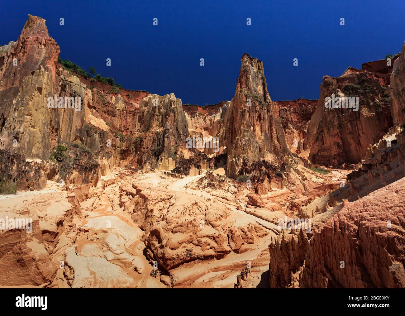 Vista panoramica della formazione di rocce rosse Foto Stock