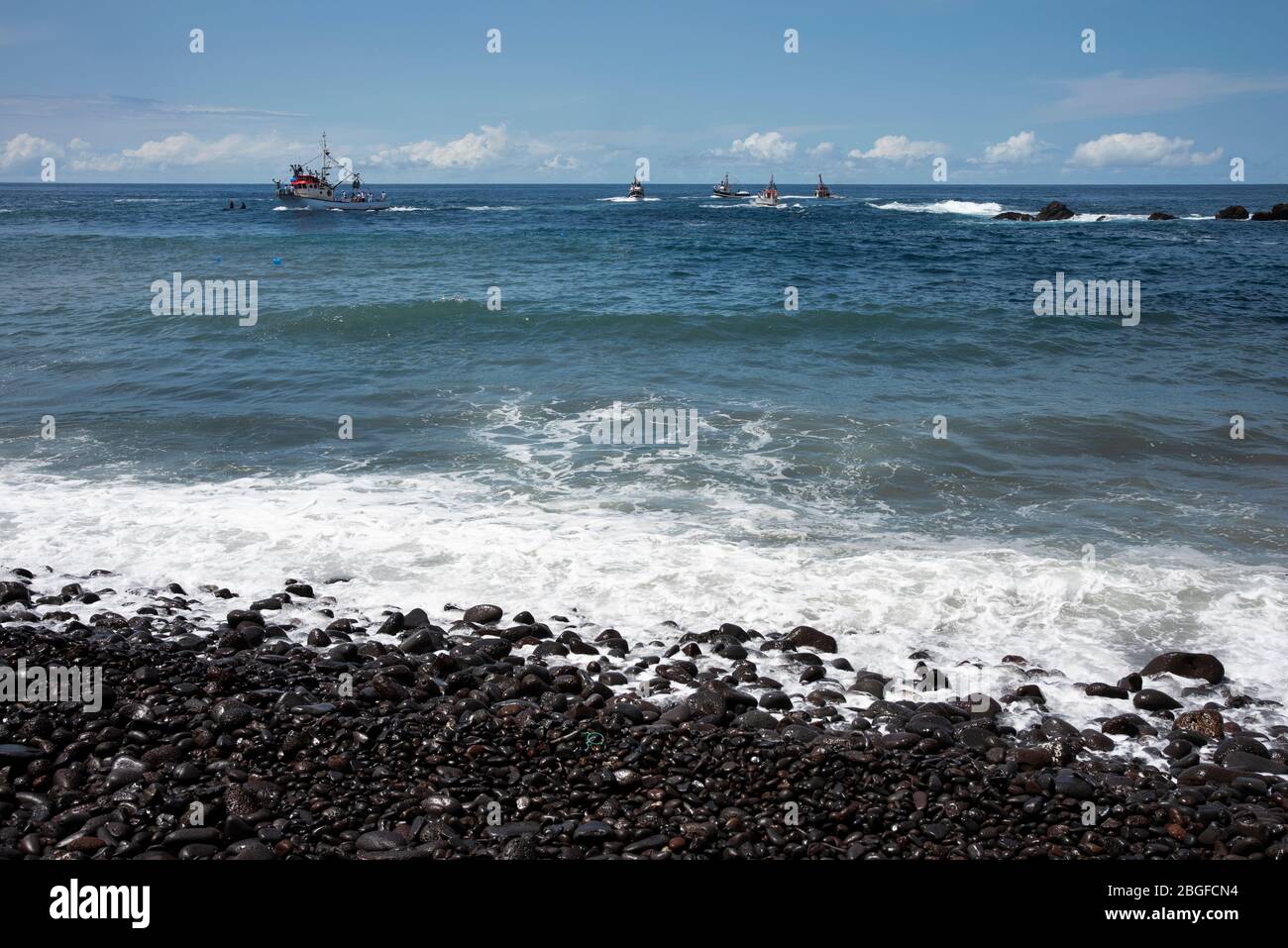 Barche al festival di pesca a Cidade Velha, Capo Verde Foto Stock