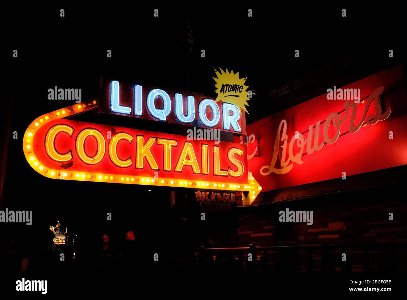 Atomic Liquor cocktail Lounge and Bar, il più antico bar indipendente di Las Vegas, nel centro di Las Vegas, Nevada, USA Foto Stock