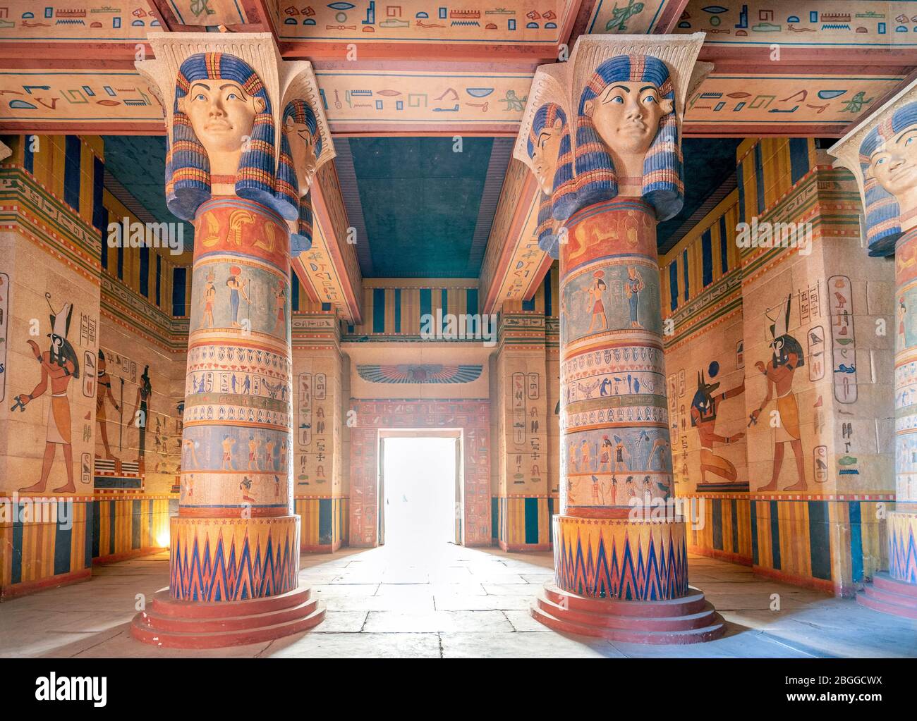 Ouarzazate, Marocco - 18 marzo 2020: Sala del trono usata come set del film Cleopatra negli studi dell'Atlante del cinema Foto Stock