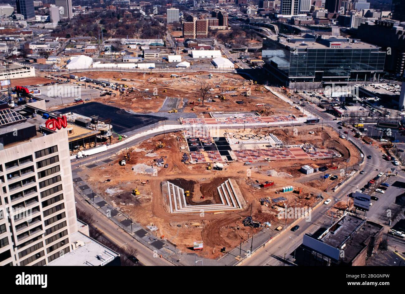 Fotografie aeree della costruzione del Centennial Olympic Park nel centro di Atlanta, Georgia. Foto Stock