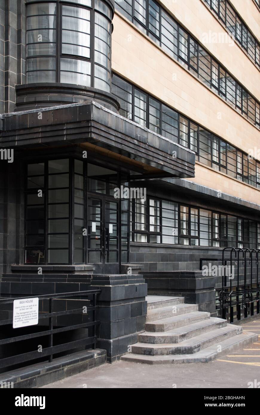 Architettura Art Deco Stone Glass Black Yellow Ibex House, 1 Haydon St, Tower, London EC3N 1HP di Fuller Hall & Foulsham Foto Stock