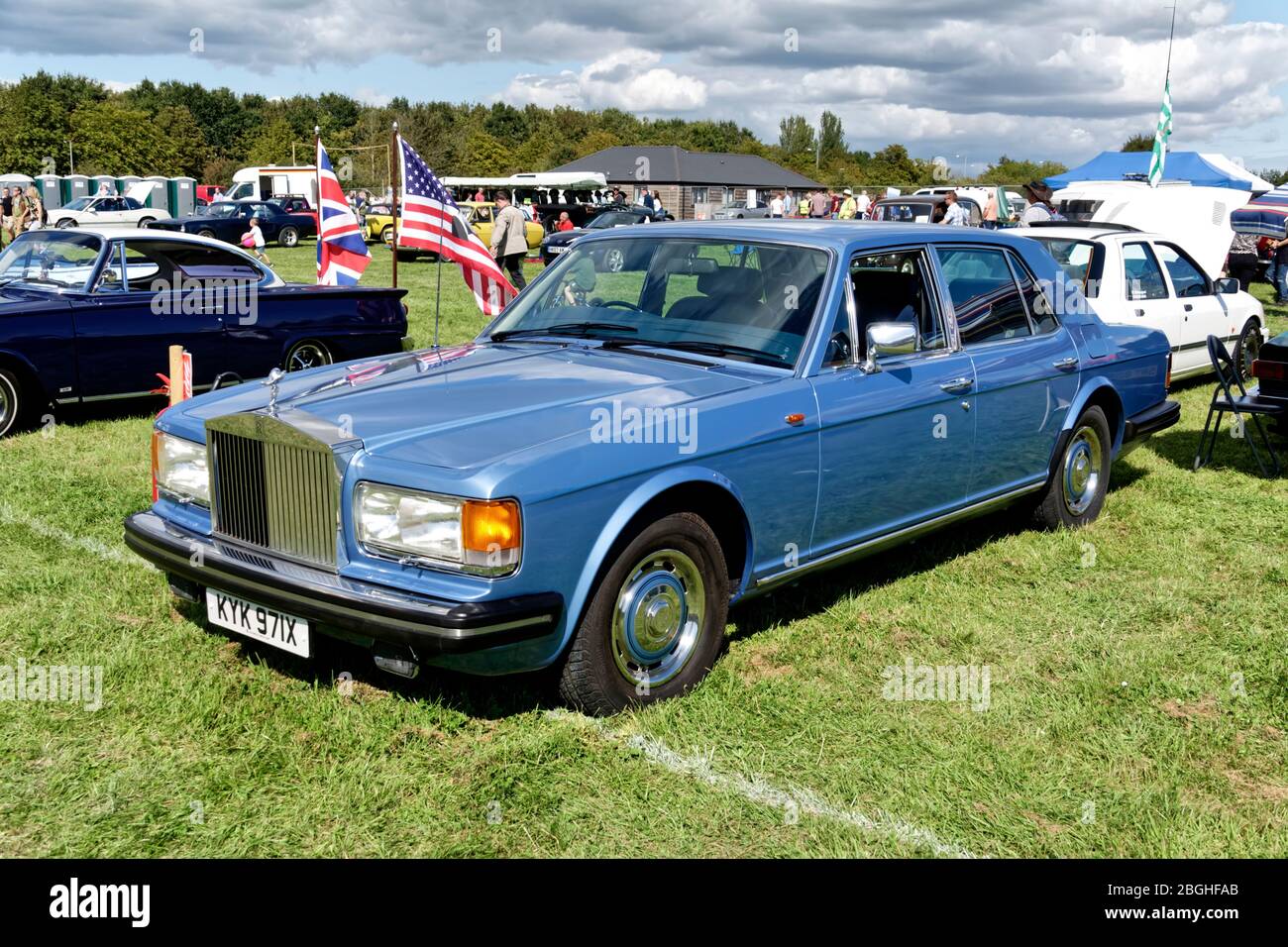 Westbury, Wiltshire / UK - 1 settembre 2019: Un 2019 Rolls-Royce Silver Spirit Mark i al White Horse Classic & Vintage Vehicle Show 1981 Foto Stock