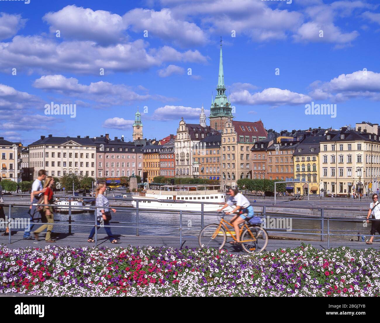 Chiesa di Tyska Kyrkan e case mercantili, Piazza Kornhamnstorg, Gamla Stan (Città Vecchia), Stadsholmen, Stoccolma, Regno di Svezia Foto Stock