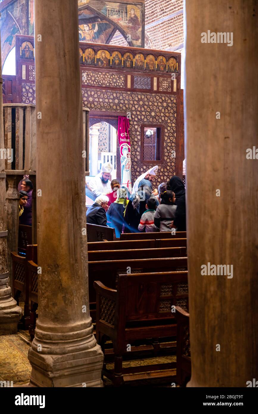 Vista interna dei Santi Sergio e Chiesa di Bacco, Kom Ghorab, il Vecchio Cairo, Egitto. Foto Stock