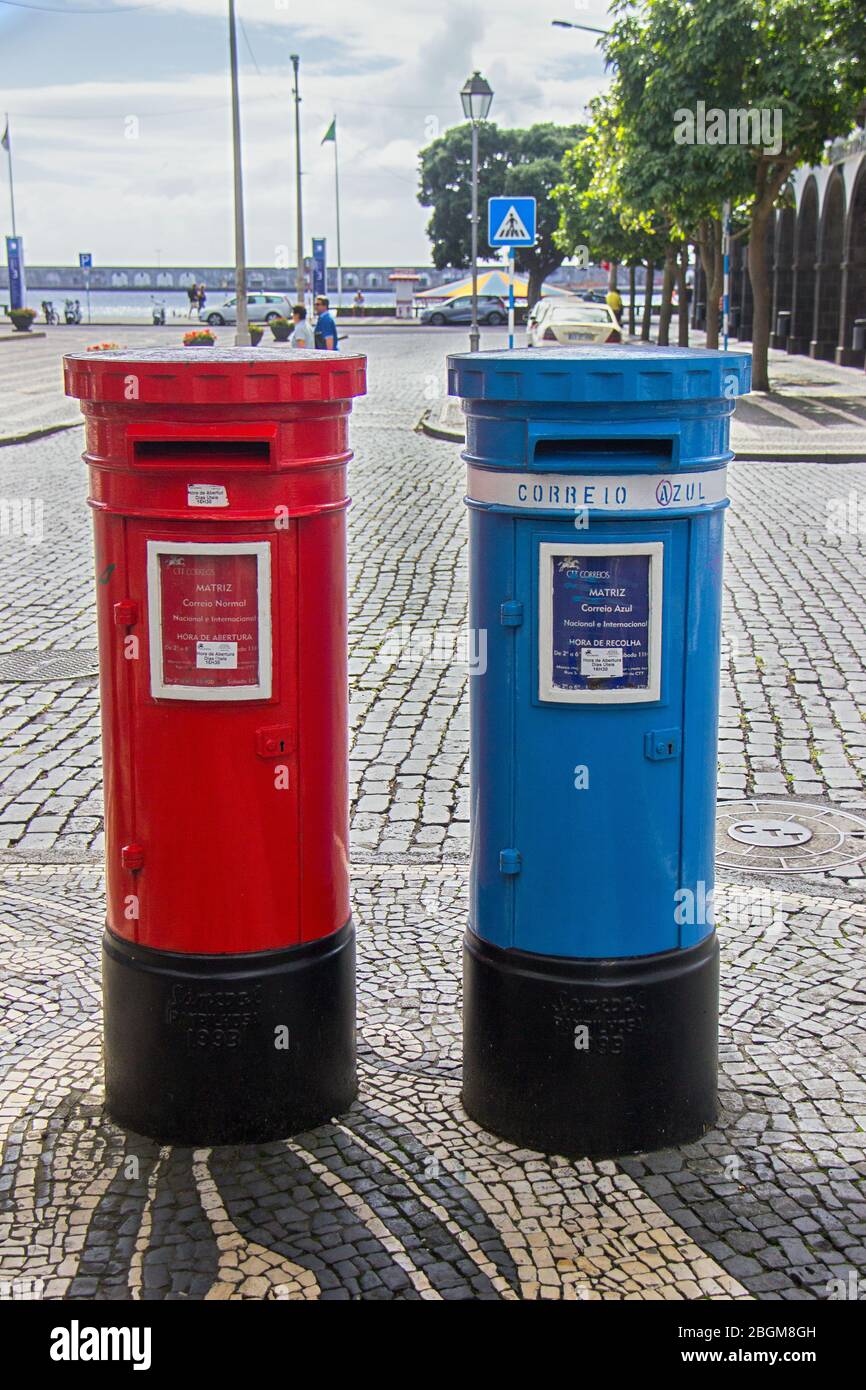 Paesaggio urbano a Ponta Delgada, capitale delle Azzorre, isola di São Miguel, la più grande isola dell'arcipelago delle Azzorre, isola del portogallo, europa Foto Stock