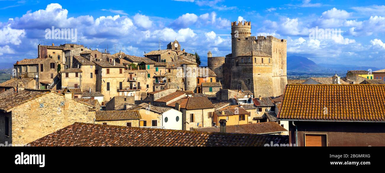 Borghi medievali tradizionali (borgo) e castelli d'Italia - regione di Nazzano Romano.Lazio. Foto Stock