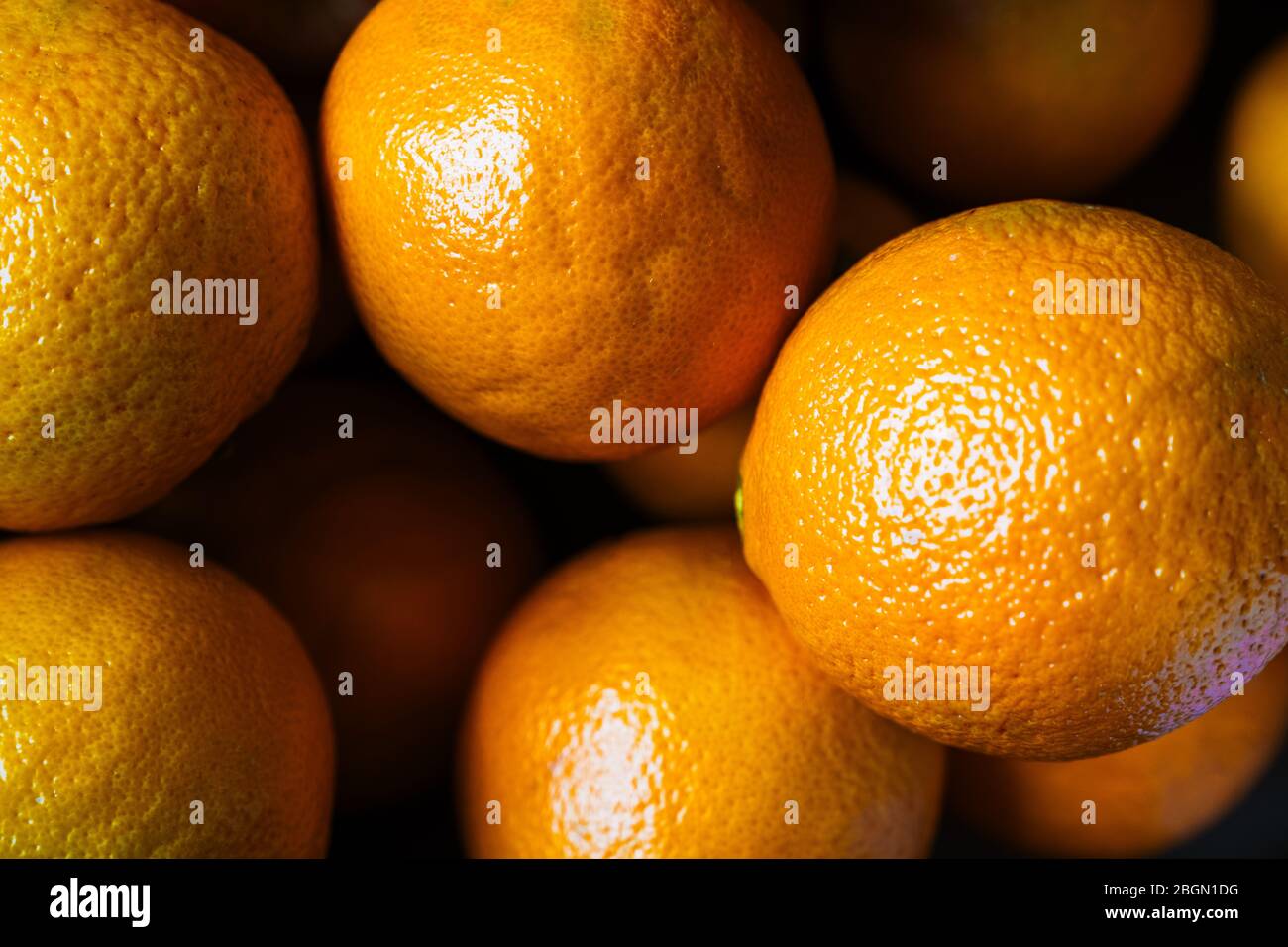 Set di arance mature. Agrumi. Cibo con vitamina c. Foto Stock