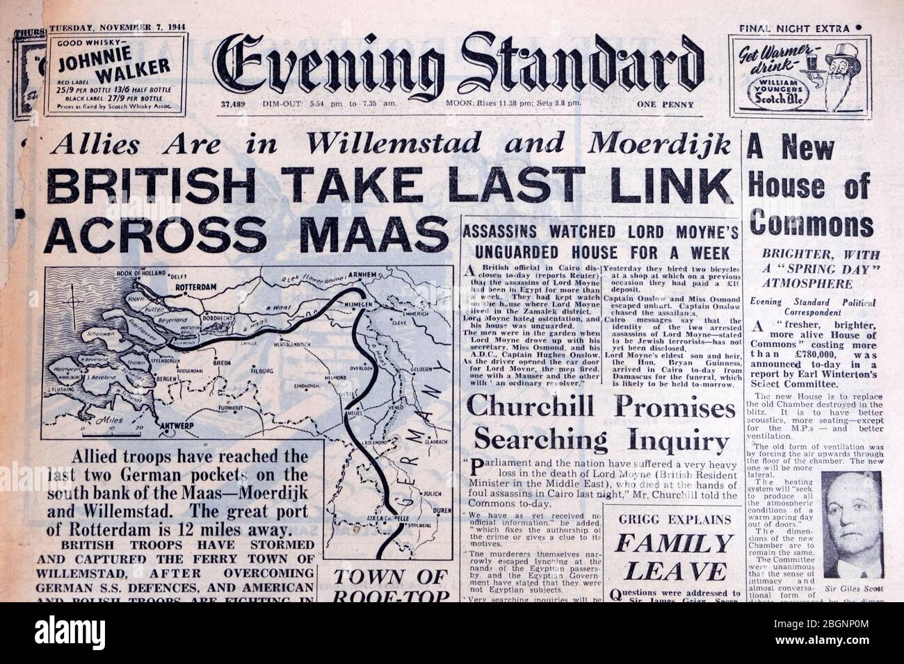 Alleati a Willemstad e Moerdijk 'British Take Last link Across Maas' Evening Standard WWII British Newspaper headline 7 novembre 1944 Londra UK Foto Stock
