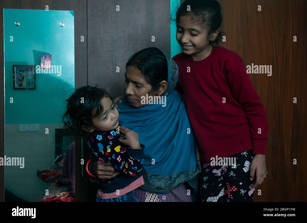 Felice nonna e nipote indiane Foto Stock