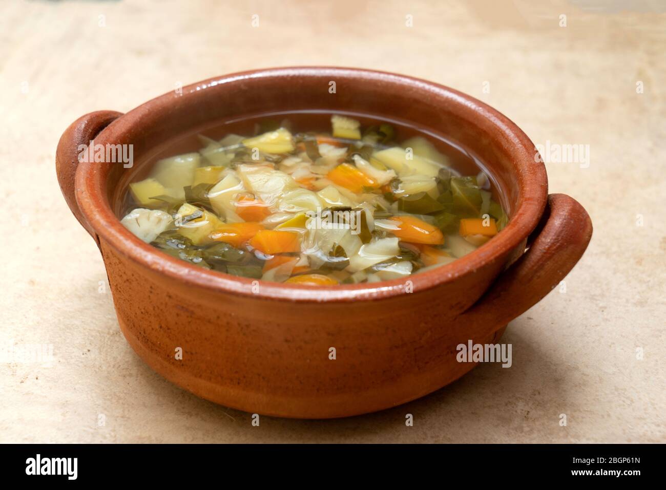 Ciotola di zuppa di verdure Foto Stock