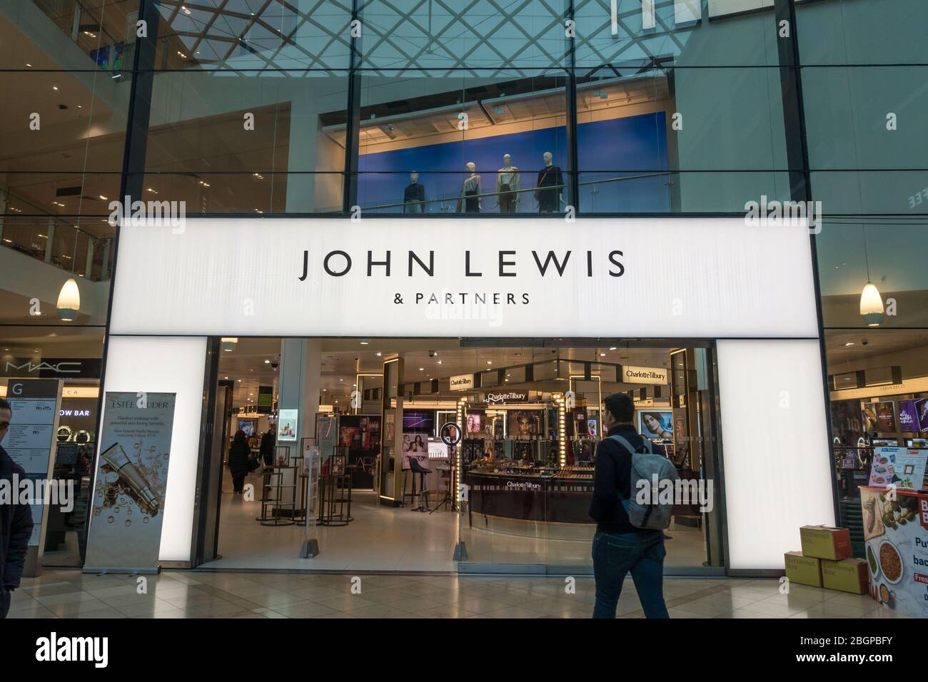 John Lewis & Partners ingresso al negozio dal Grand Arcade Cambridge Cambridgeshire febbraio 2020 Foto Stock