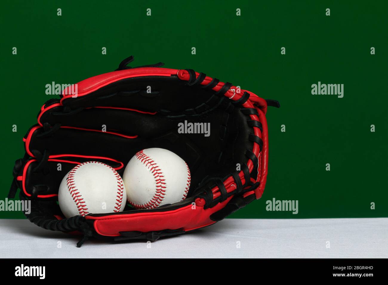 Guanto, palla, pipistrello, accessori baseball, equipaggiamento da baseball, Guante, pelota, bat,accessorios del Besbol, equipaggiamento de Beisbol, (Photo:Luis GU Foto Stock