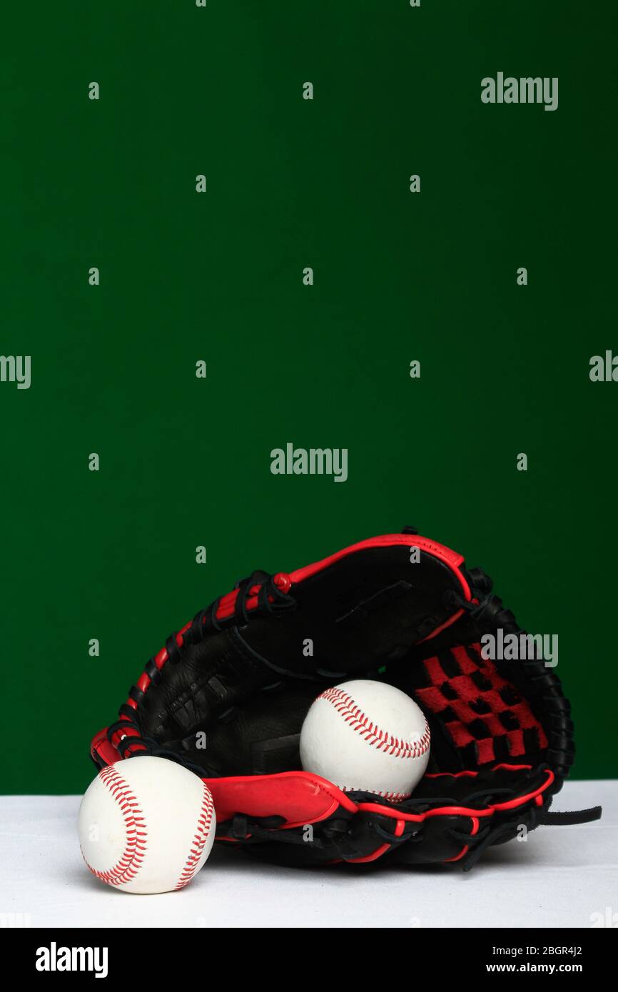 Guanto, palla, pipistrello, accessori baseball, equipaggiamento da baseball, Guante, pelota, bat,accessorios del Besbol, equipaggiamento de Beisbol, (Photo:Luis GU Foto Stock