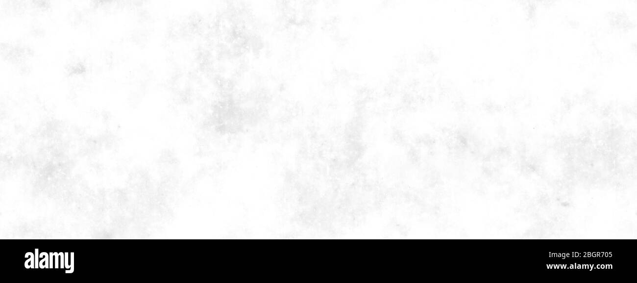 Parete panoramica in cemento lunga e intonacata. Struttura di vecchio muro grigio in cemento per lo sfondo. Foto Stock