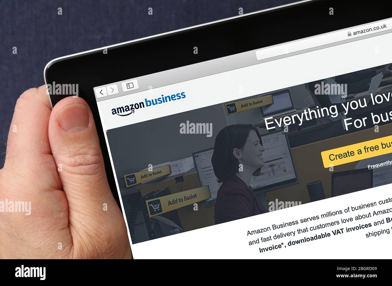 Sito Web Amazon Business su un iPad Foto Stock