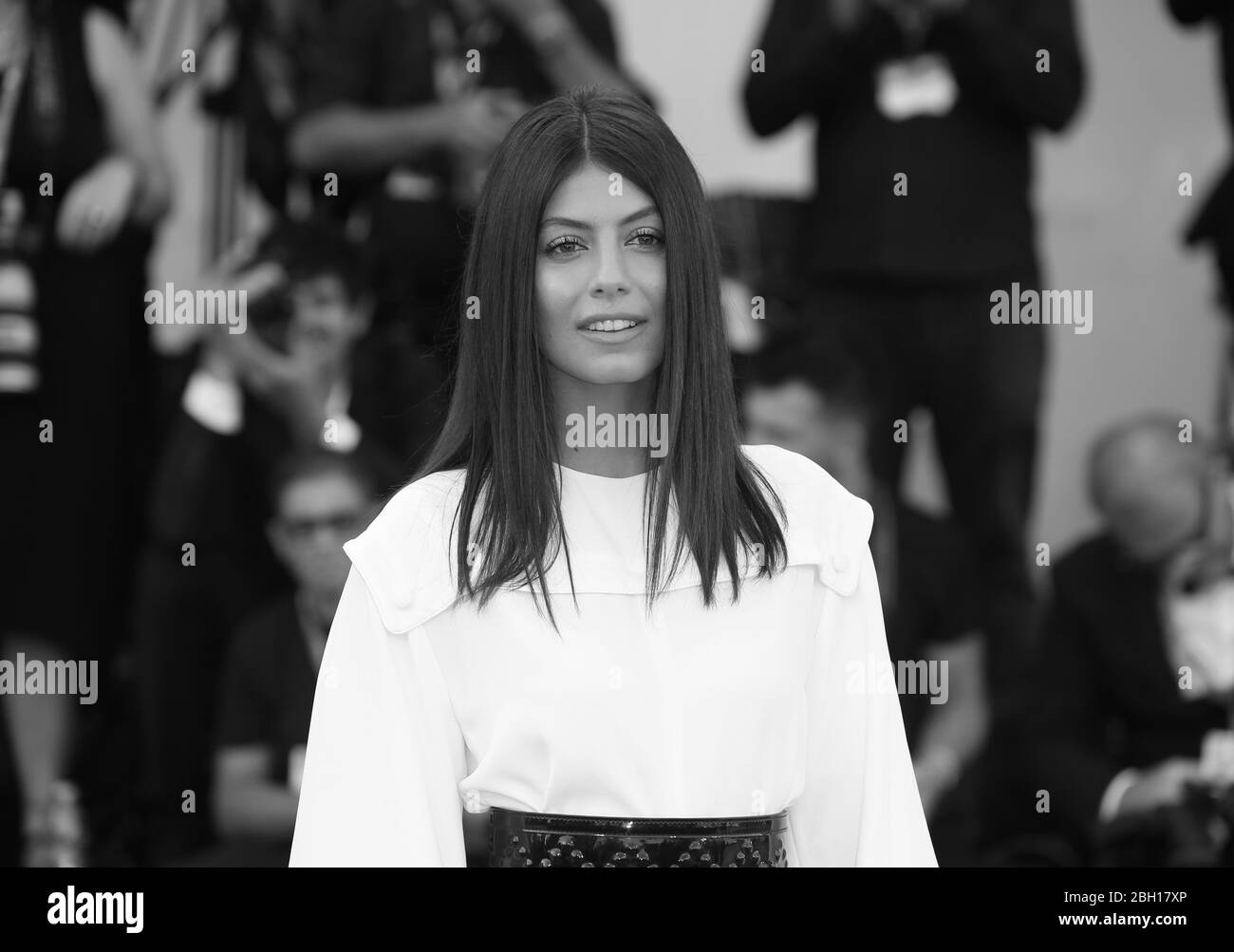 VENEZIA, ITALIA - SETTEMBRE 01: Alessandra Mastronardi cammina sul tappeto rosso del "Laundromat" durante il 76esimo Festival del Cinema di Venezia Foto Stock