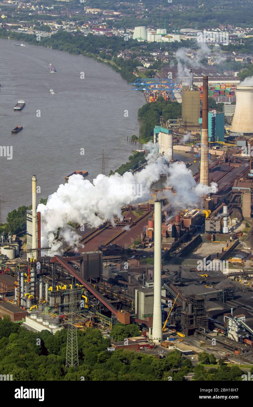 Attrezzature tecniche e impianti di produzione delle acciaierie Thyssen Krupp Steel a Mannesmannstrasse a Duisburg, nel Nord del 09.06.2016, vista aerea, Germania, Nord Reno-Westfalia, Ruhr Area, Duisburg Foto Stock