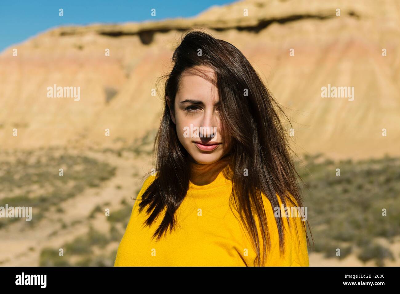 Ritratto di donna di bruna, Bardenas Reales, Arguedas, Navarra, Spagna Foto Stock