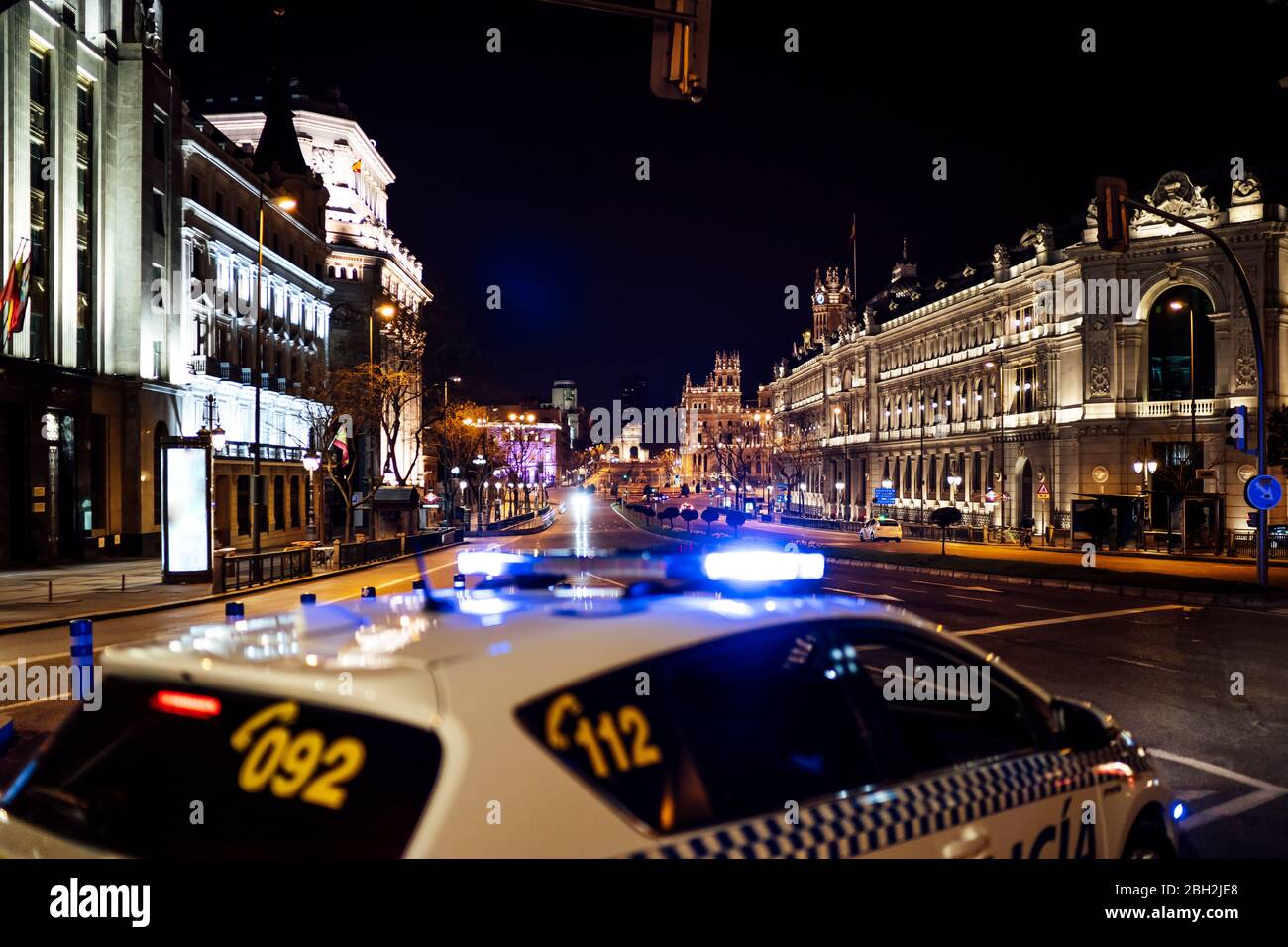 Macchina di polizia nelle strade di Madrid, Spagna Foto Stock