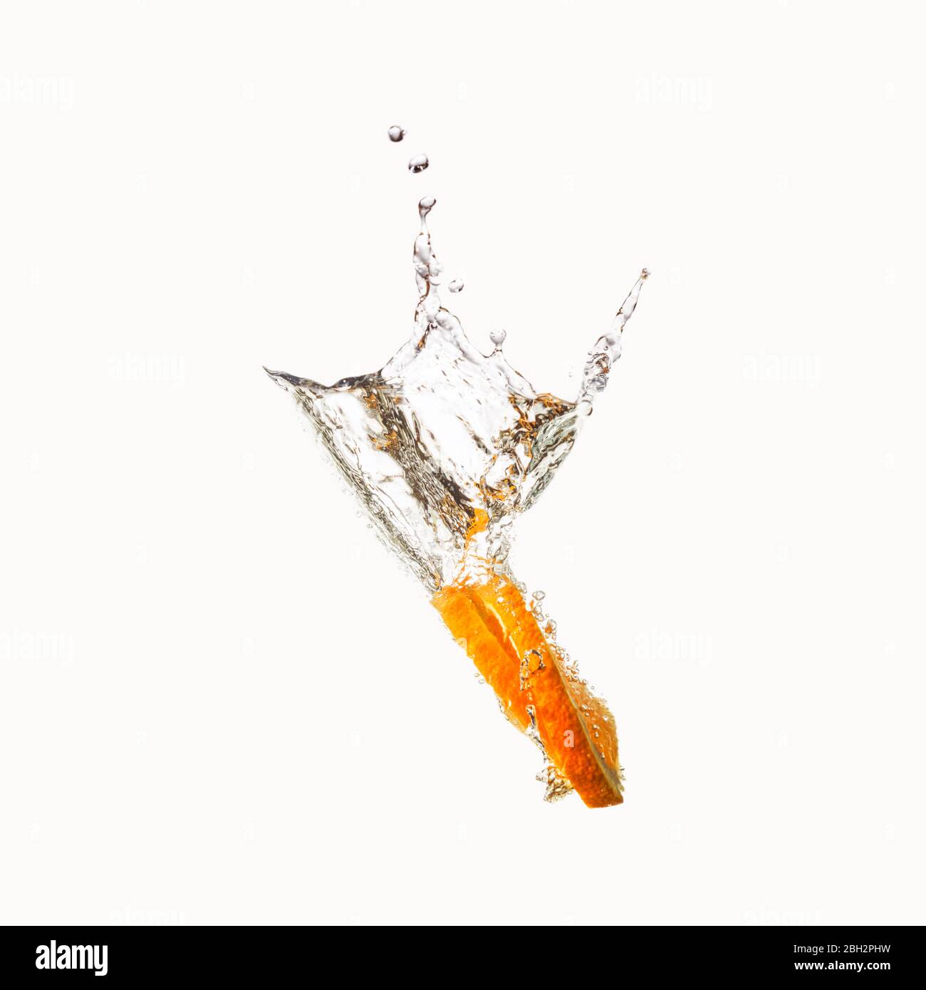 splendido spruzzi d'acqua d'arancio con una vista bellissima Foto Stock