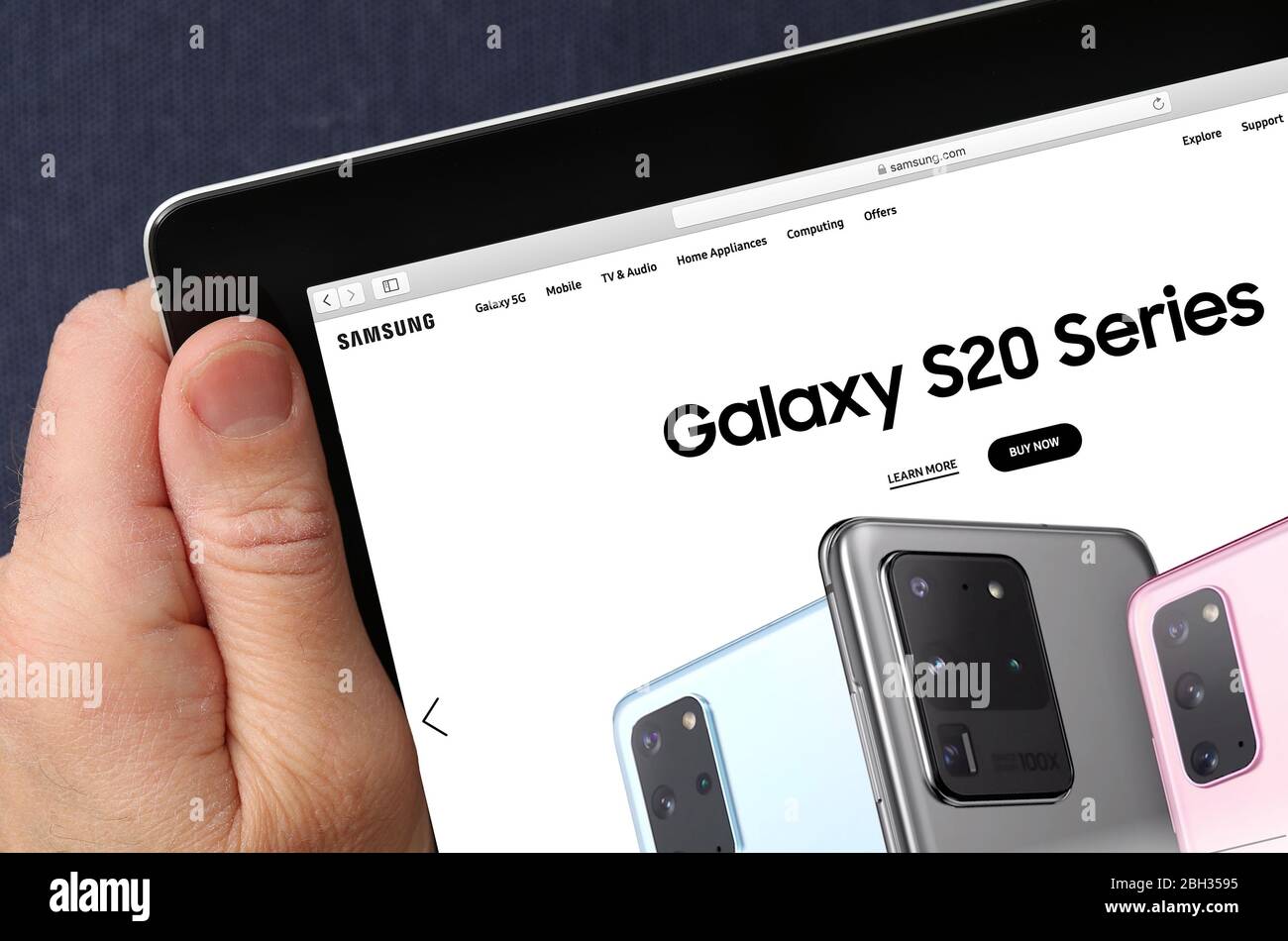 Sito Web Samsung visualizzato su un iPad (solo per uso editoriale) Foto Stock