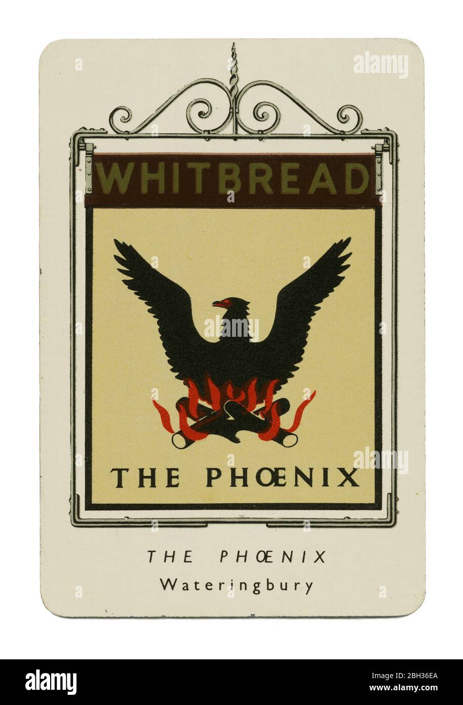 Un'insegna in miniatura del pub in metallo del 1949 per la Whitbread's Brewery. Questo cartello (numero 31 nella Serie 1) ha visto la Phoenix, Red Hill, Wateringbury, Kent ed è stato progettato da vena Chalker. L'illustrazione mostra il mitologico uccello nero phoenix sopra bruciare i tronchi. Foto Stock