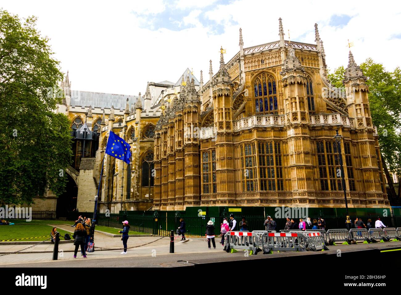 Parlamento Casa Londra Inghilterra Regno Unito capitale Fiume Tamigi Regno Unito Europa UE Foto Stock