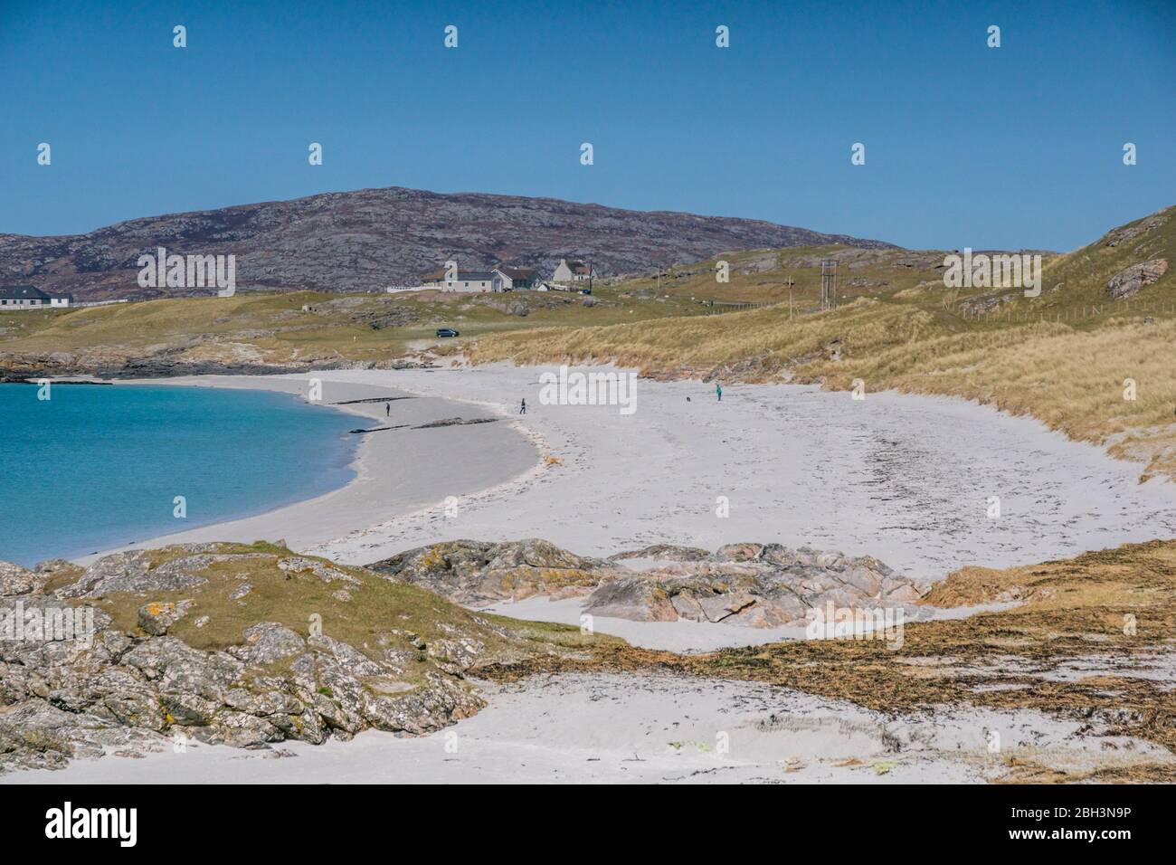 Distanza sociale / fisica su una spiaggia, Isola di Eriskay, Ebridi esterne, Western Isles, Scozia, Regno Unito Foto Stock