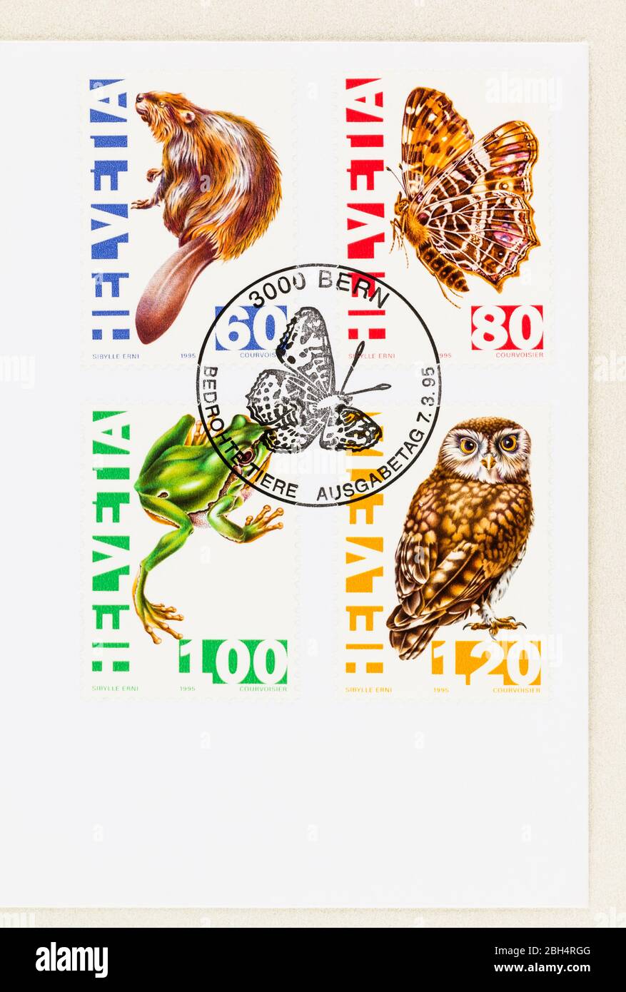 SEATTLE WASHINGTON - 21 aprile 2020: Specie in pericolo Svizzera francobolli primo giorno copertina Scott n. 950, 951, 952 e 953: Castoro, farfalla, rana d'albero Foto Stock