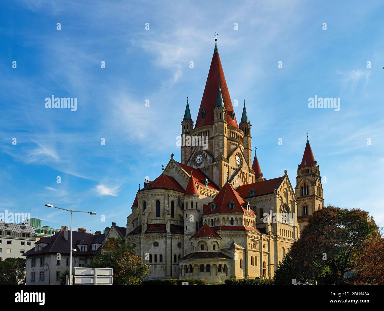 Vista SULLA Chiesa di San Francesco d'Assisi a Vienna Foto Stock